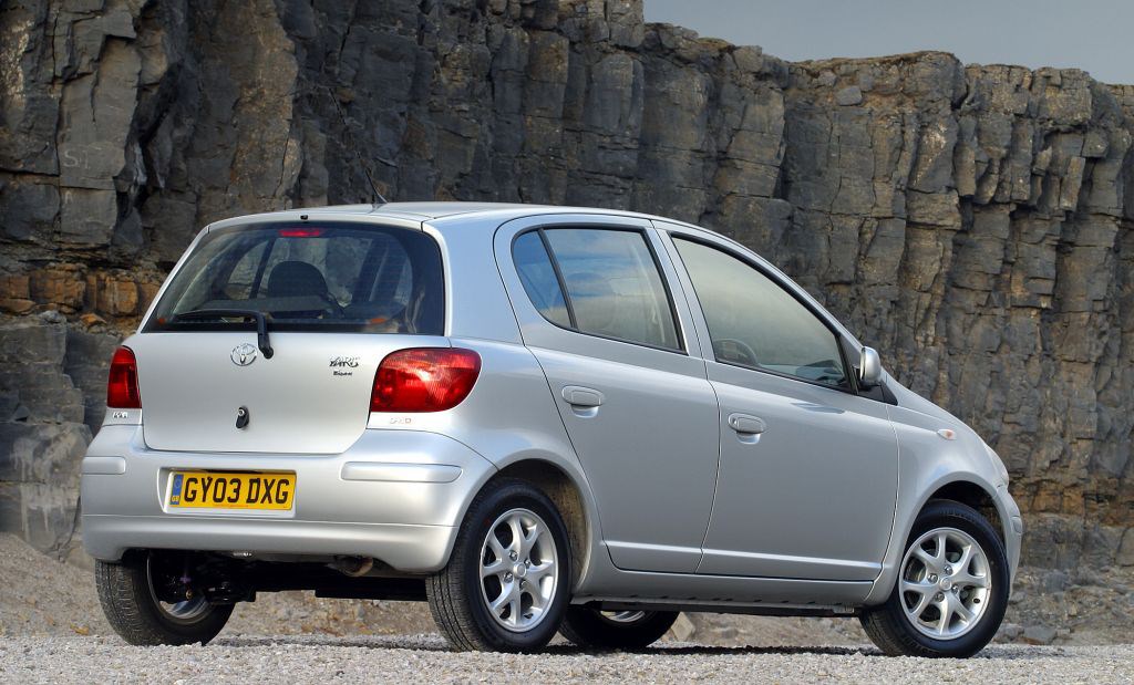 toyota echo 2005 hatchback review